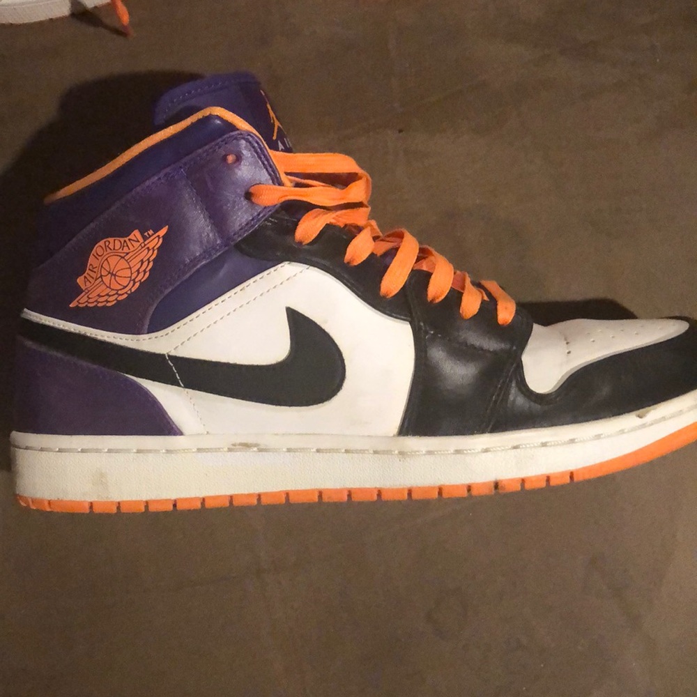 Phoenix Suns Air Jordan 1’s